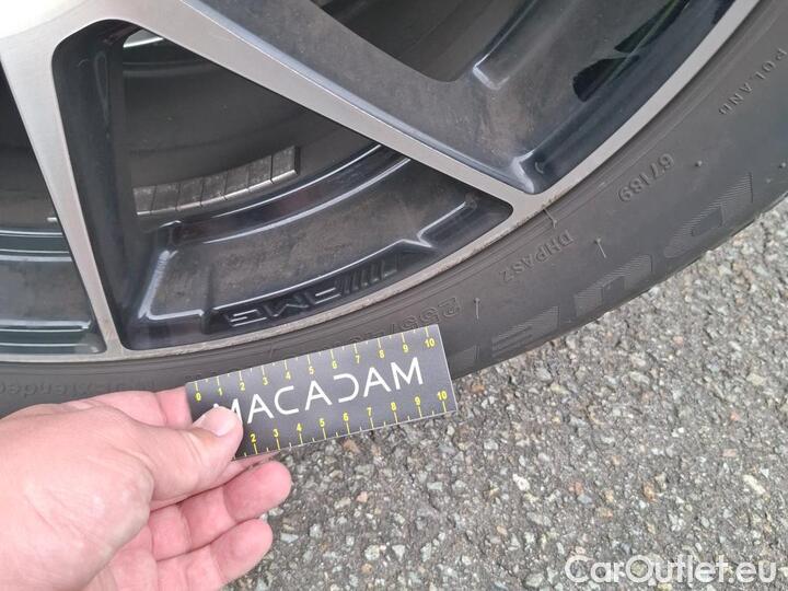 Mercedes  GLC 2.0  300 DE AMG LINE 4MATIC #25