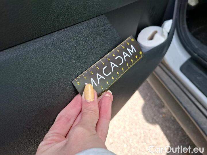 Hyundai  Tucson 1.6 CRDI 115 HYBRID 48V BUSINESS #104