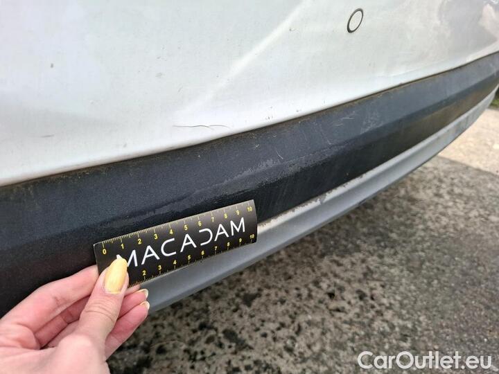 Hyundai  Tucson 1.6 CRDI 115 HYBRID 48V BUSINESS #93