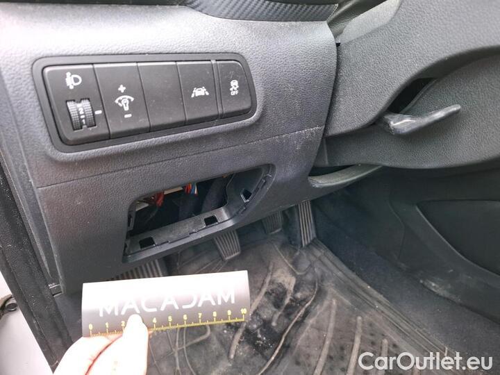 Hyundai  Tucson 1.6 CRDI 115 HYBRID 48V BUSINESS #26