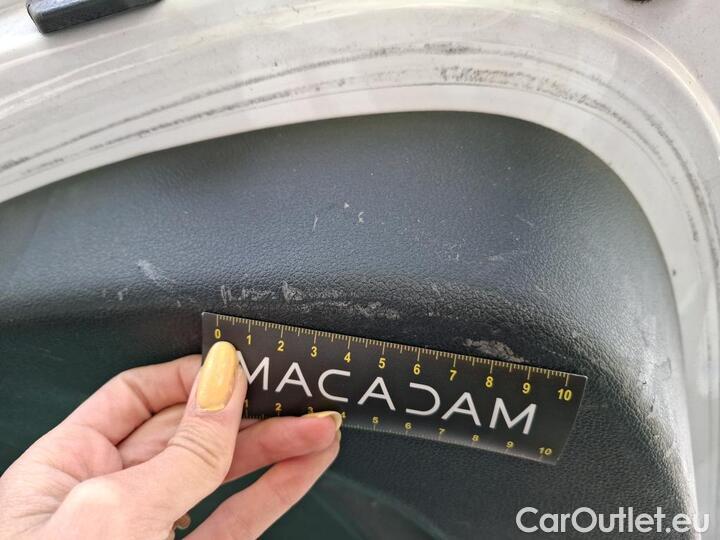 Hyundai  Tucson 1.6 CRDI 115 HYBRID 48V BUSINESS #103