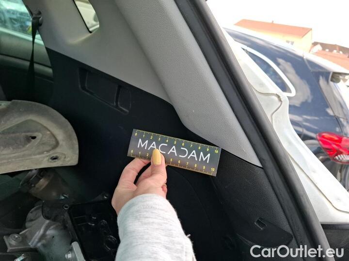 Hyundai  Tucson 1.6 CRDI 115 HYBRID 48V BUSINESS #80