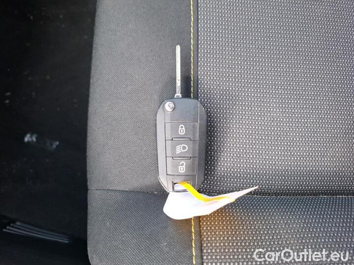Citroen  C3 BLUEHDI 100 S&S BVM6 FEEL NAV #6