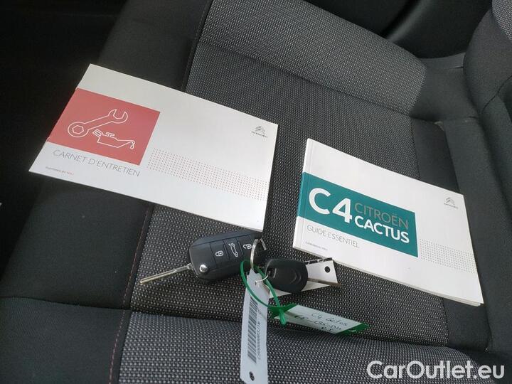 Citroen  C4 Cactus BLUEHDI 100 S&S BVM6 FEEL NAV #6