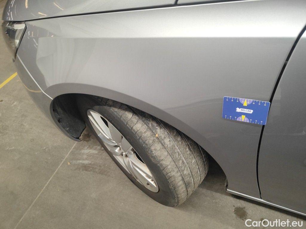 Peugeot  308 Peugeot  SW 1.2 PureTech 110 S&S Active Pack 5d #29