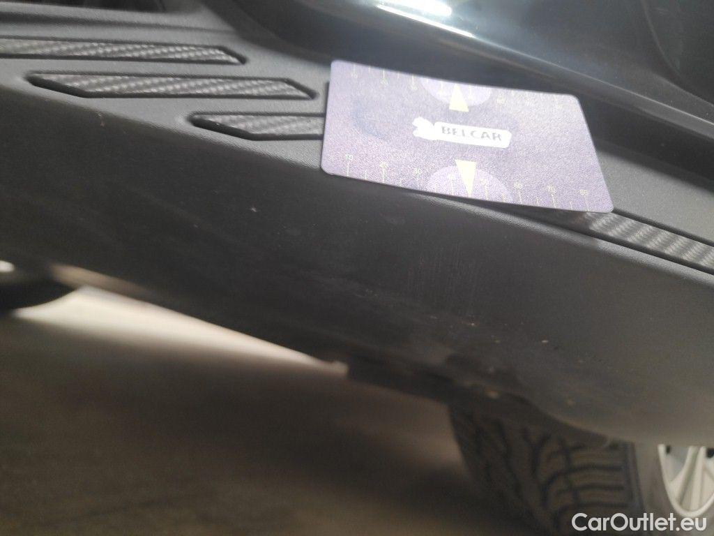 MG  4 MG  6 kWh Luxury 5d #34