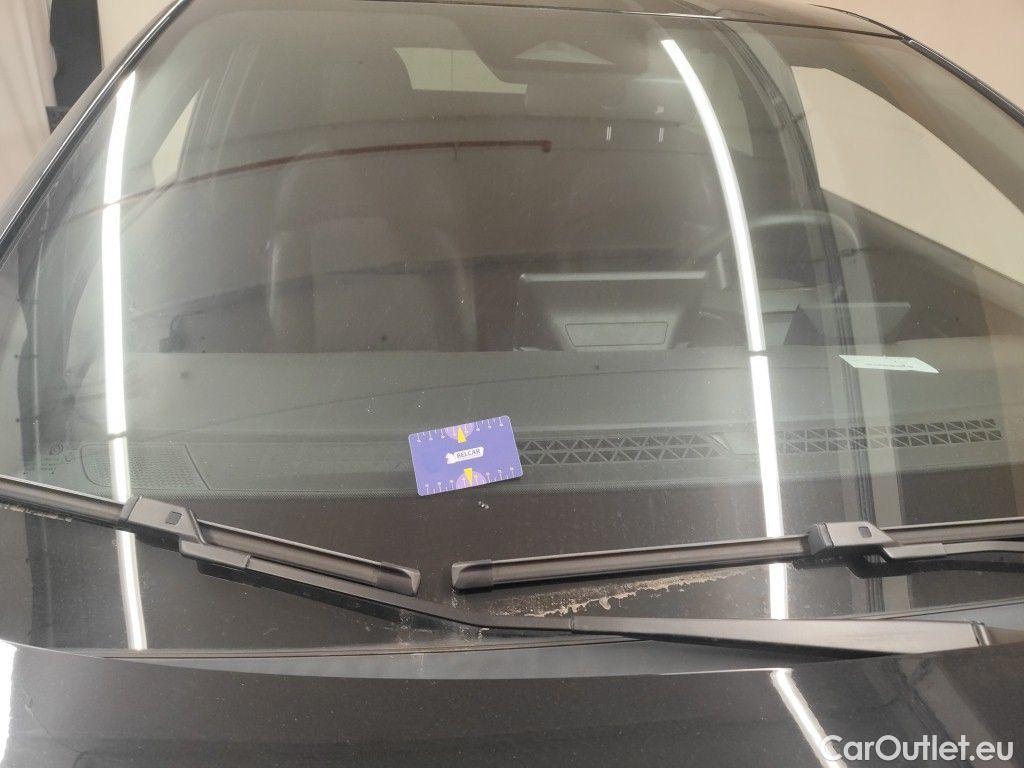 MG  4 MG  6 kWh Luxury 5d #37