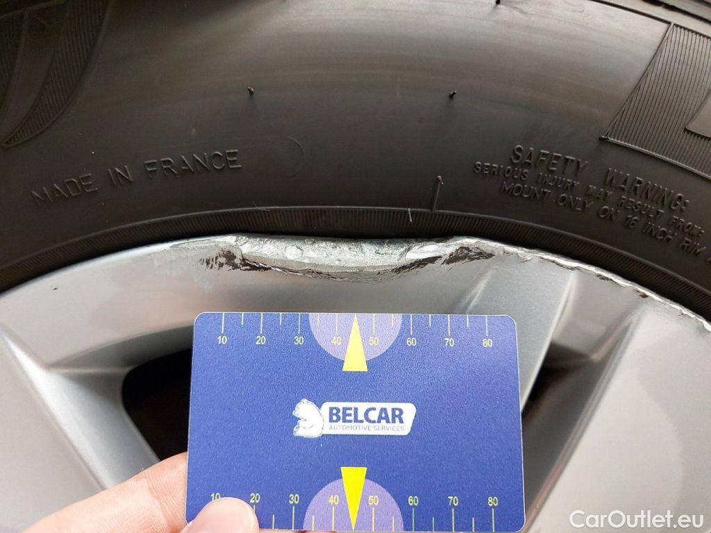 Volkswagen  Golf  Volkswagen Variant VIII 2.0 TDI 85kW DSG Life 5d #49