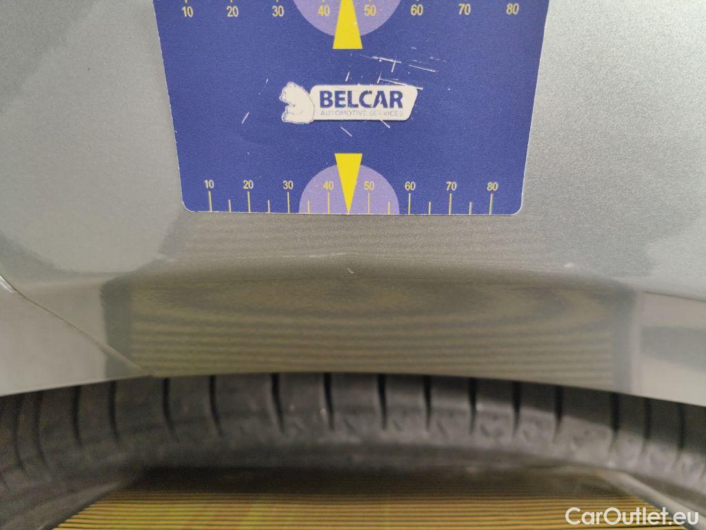 KIA  Cee'd KIA  Sportswagon Business Line 1.6 GDi PHEV DCT 5d #40