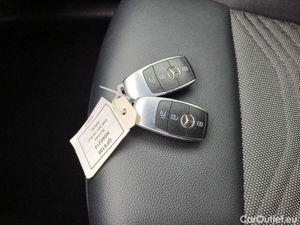 Mercedes  EQB Mercedes-Benz   250+ Business Line 5d 7 places  #4