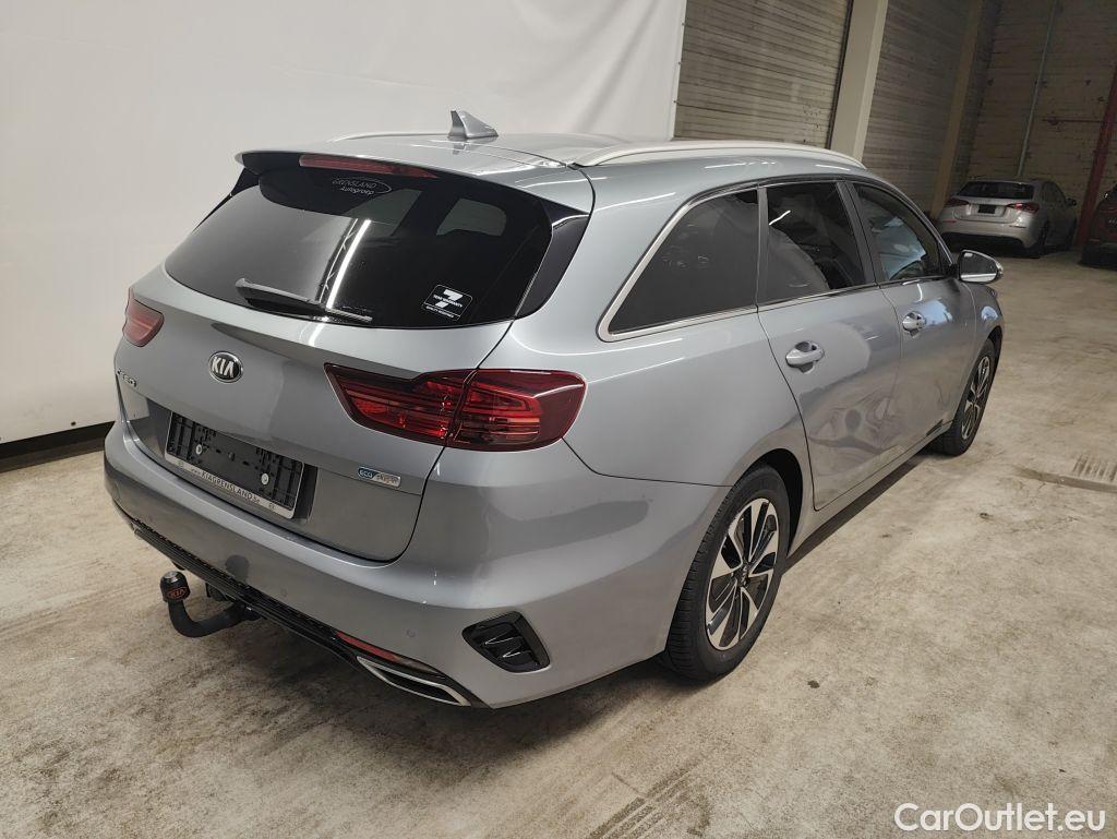 KIA  Cee'd KIA  Sportswagon Business Line 1.6 GDi PHEV DCT 5d #2