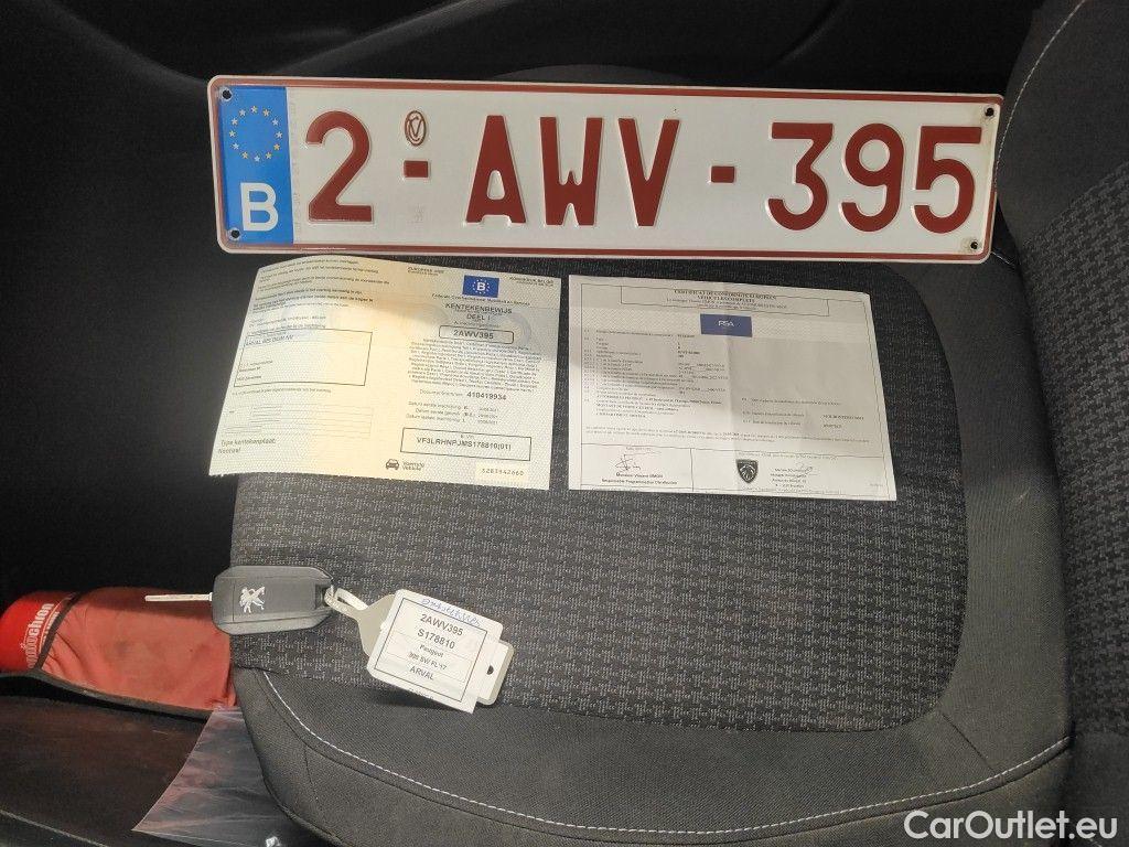 Peugeot  308 Peugeot  SW 1.2 PureTech 110 S&S Active Pack 5d #4