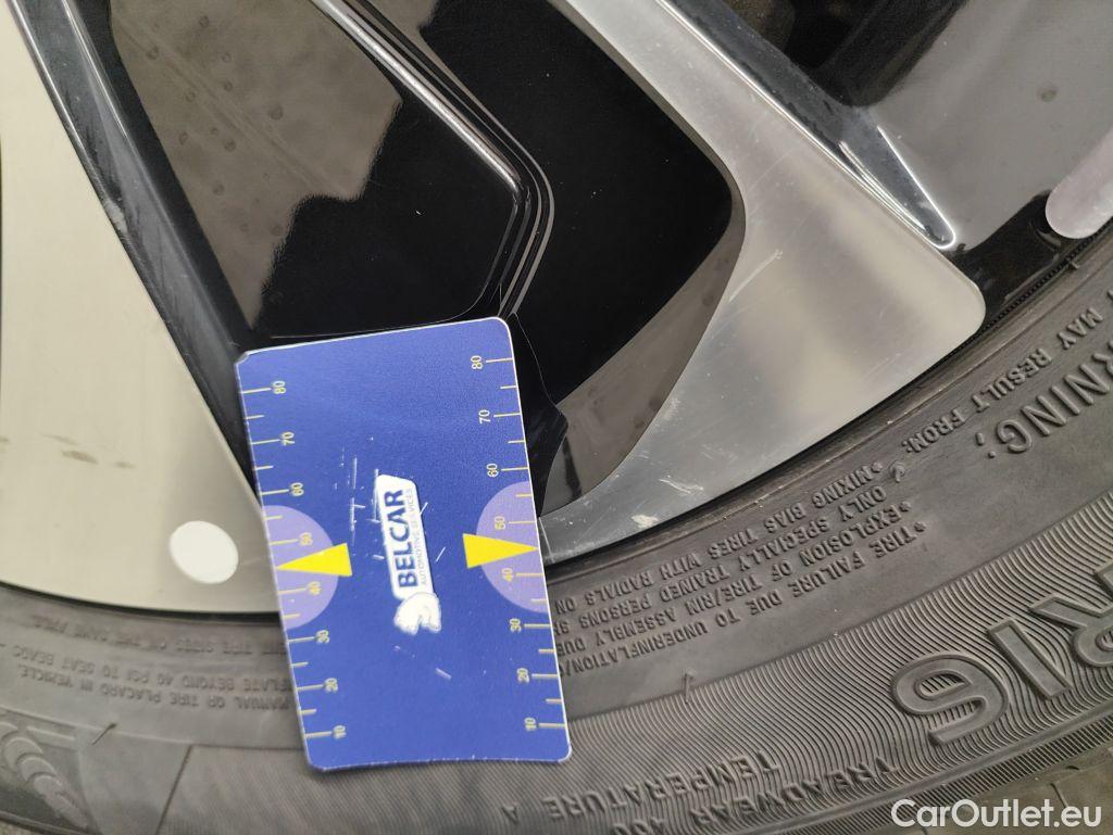 KIA  Cee'd KIA  Sportswagon Business Line 1.6 GDi PHEV DCT 5d #29