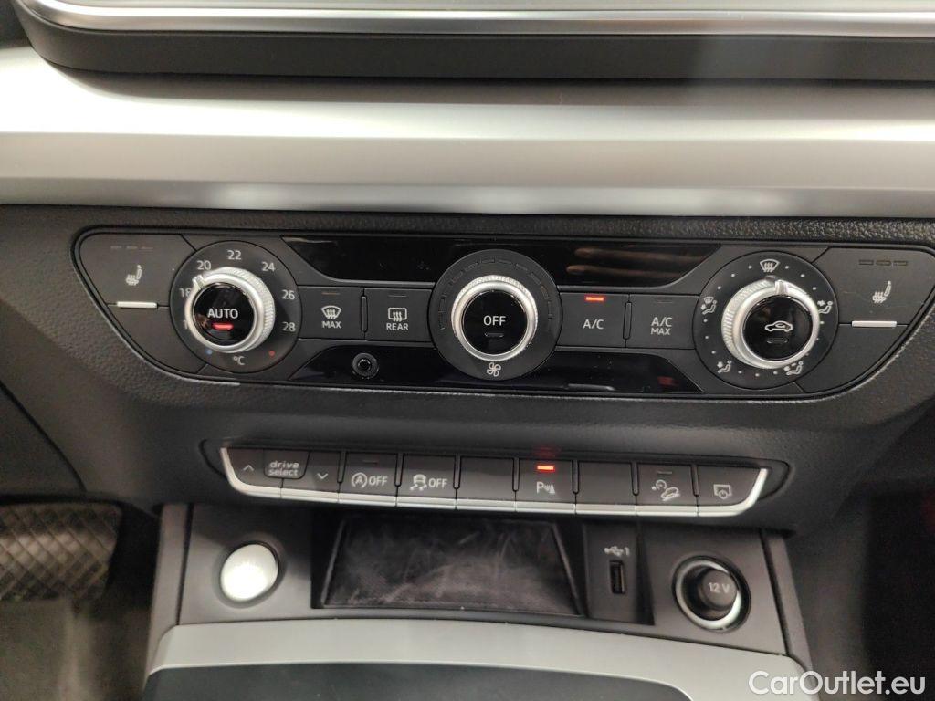 Audi  Q5 Audi  Business Ed. Attraction 35 TDI S tronic 5d #25