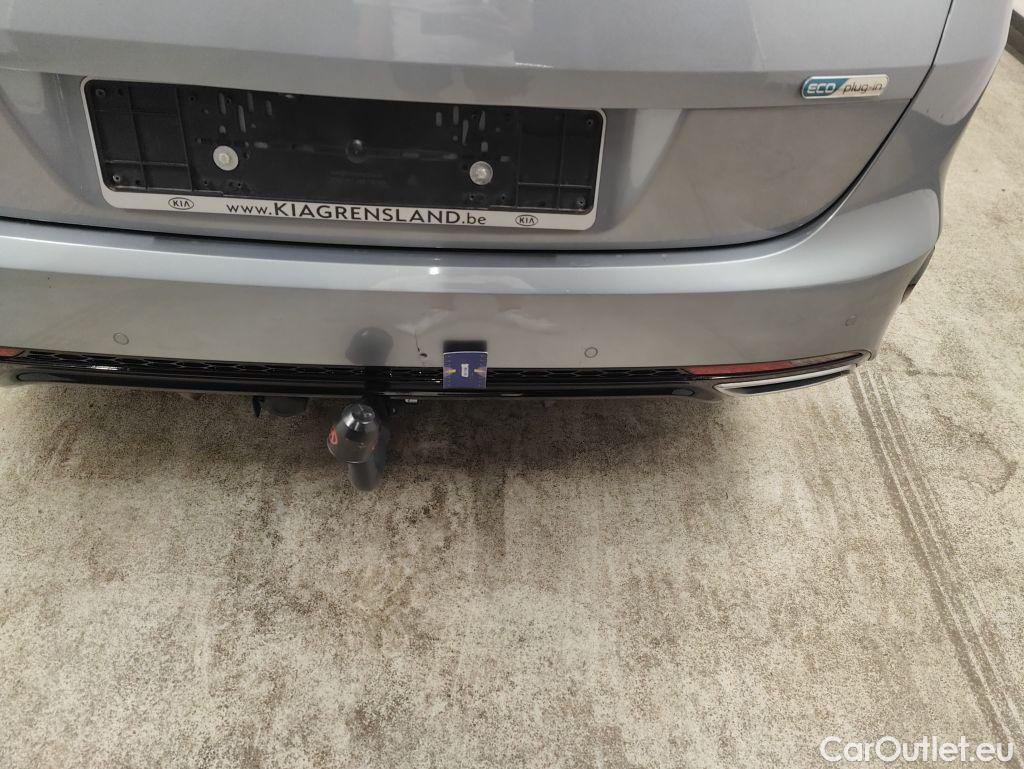 KIA  Cee'd KIA  Sportswagon Business Line 1.6 GDi PHEV DCT 5d #44