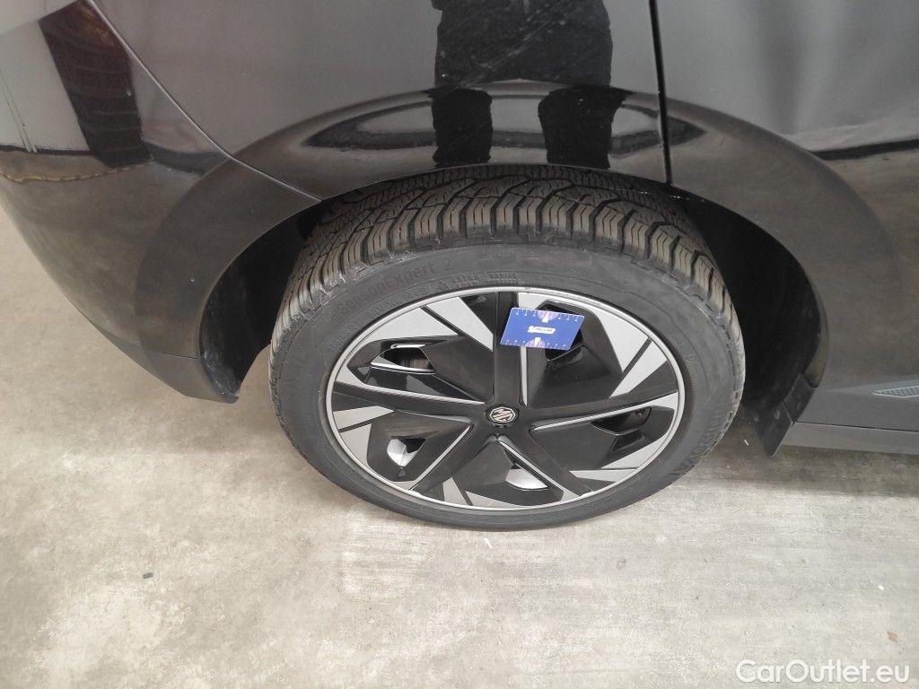 MG  4 MG  6 kWh Luxury 5d #51