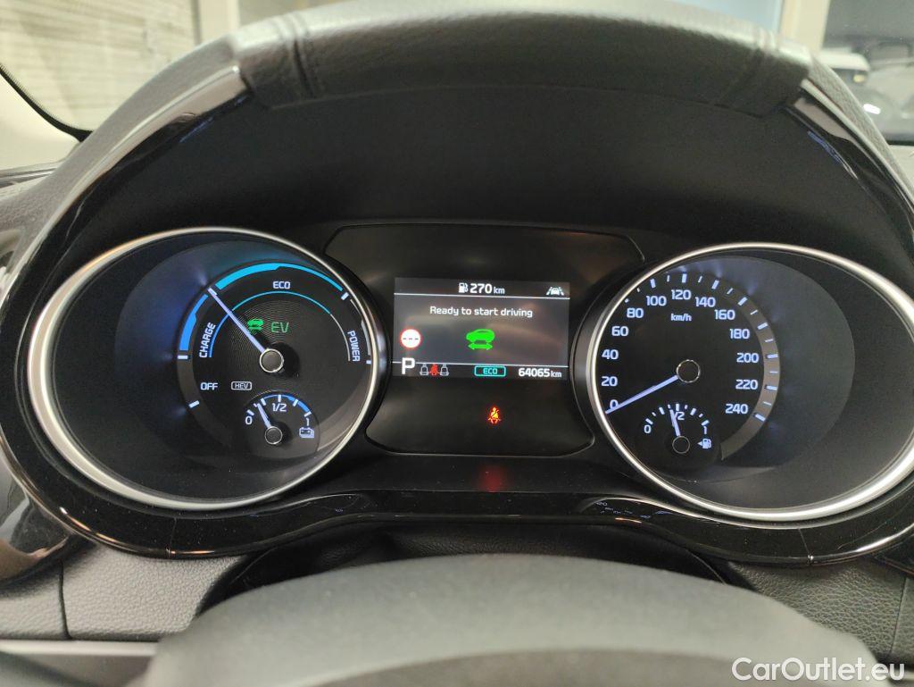 KIA  Cee'd KIA  Sportswagon Business Line 1.6 GDi PHEV DCT 5d #6