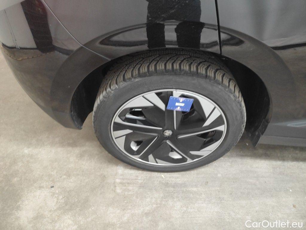 MG  4 MG  6 kWh Luxury 5d #53