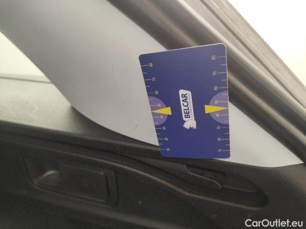 Peugeot  308 Peugeot  SW 1.2 PureTech 110 S&S Active Pack 5d #64