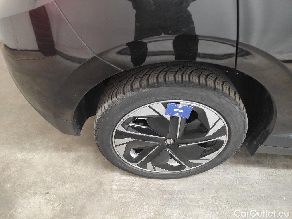 MG  4 MG  6 kWh Luxury 5d #55