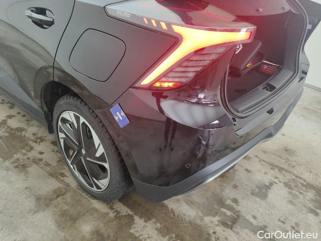 MG  4 MG  6 kWh Luxury 5d #38