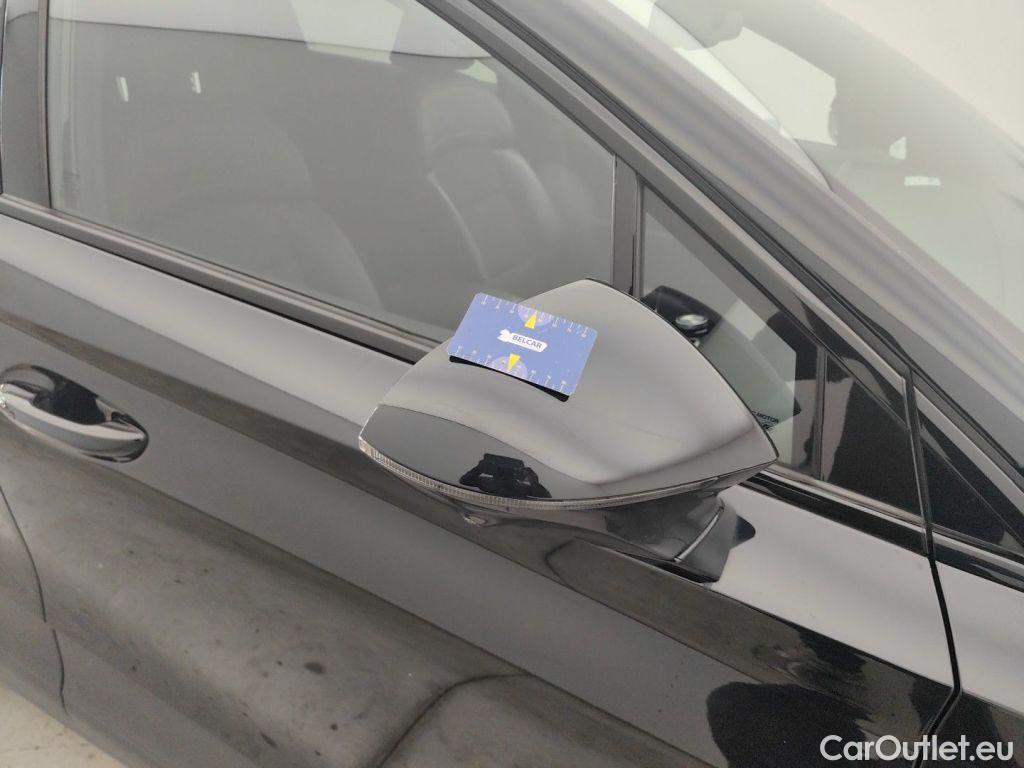 MG  4 MG  6 kWh Luxury 5d #45