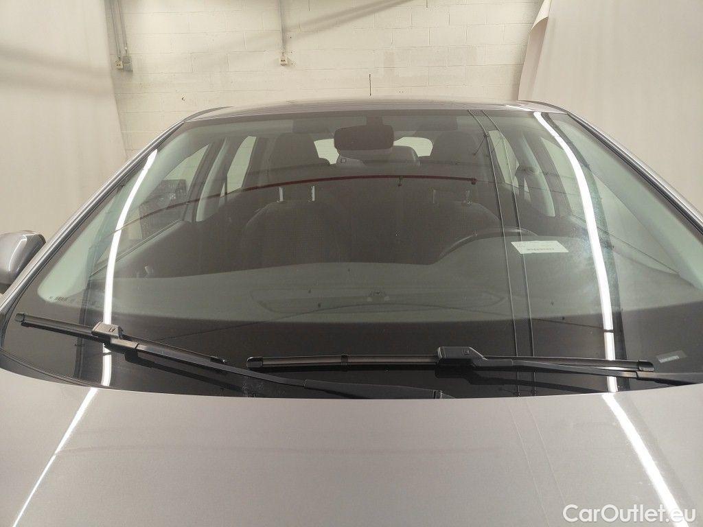 Peugeot  308 Peugeot  SW 1.2 PureTech 110 S&S Active Pack 5d #17