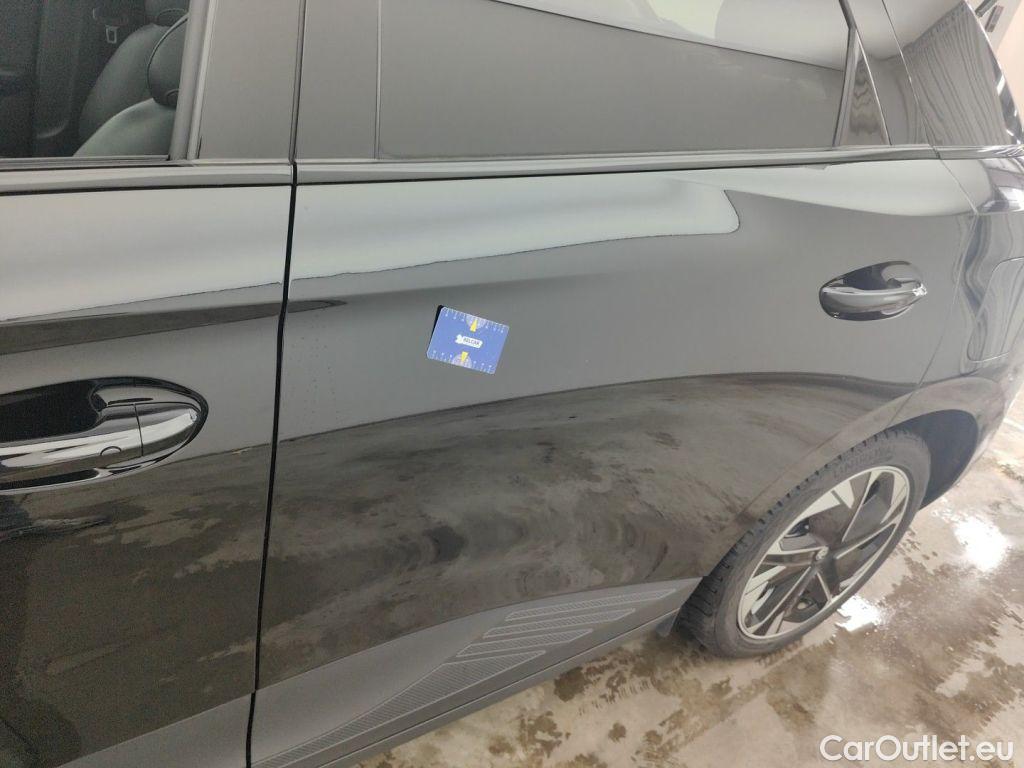 MG  4 MG  6 kWh Luxury 5d #32