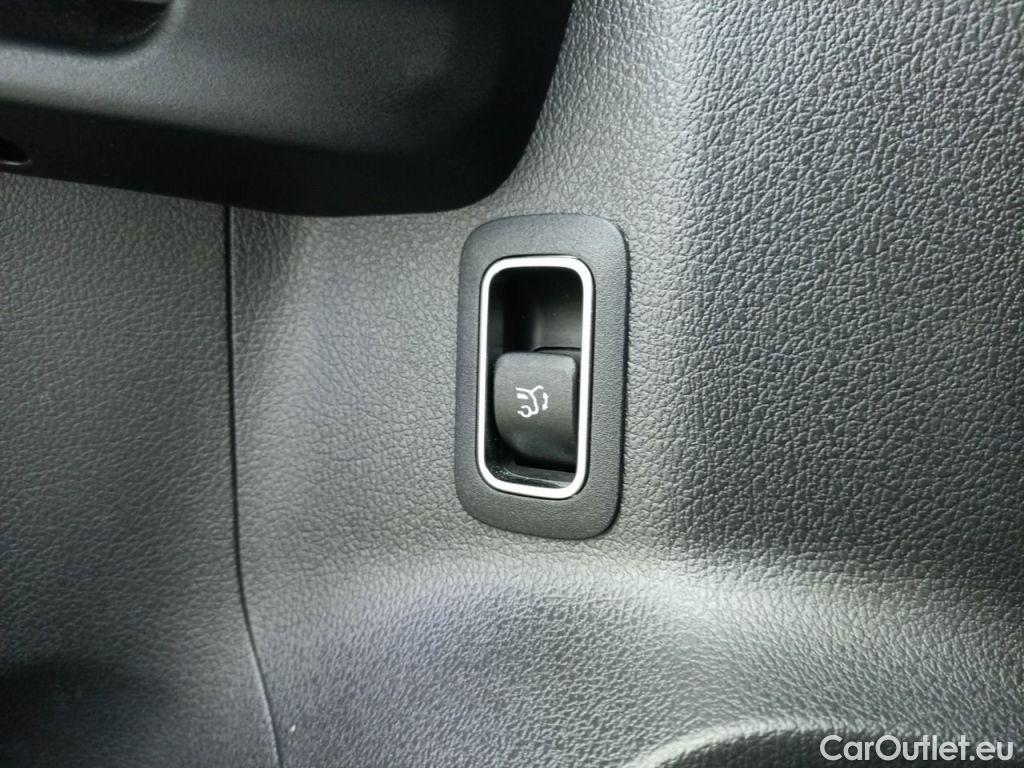 Mercedes  EQB Mercedes-Benz   250+ Business Line 5d 7 places  #24