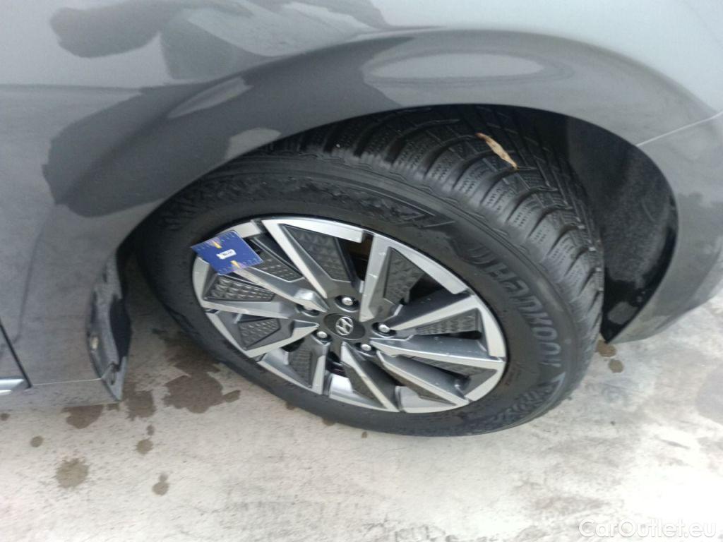 Hyundai   Ioniq Hyundai Electric Shine 5d #32