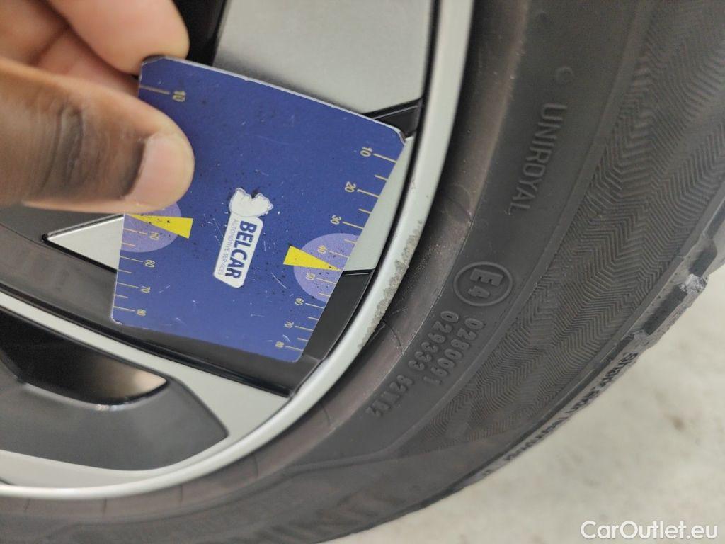 MG  4 MG  6 kWh Luxury 5d #49