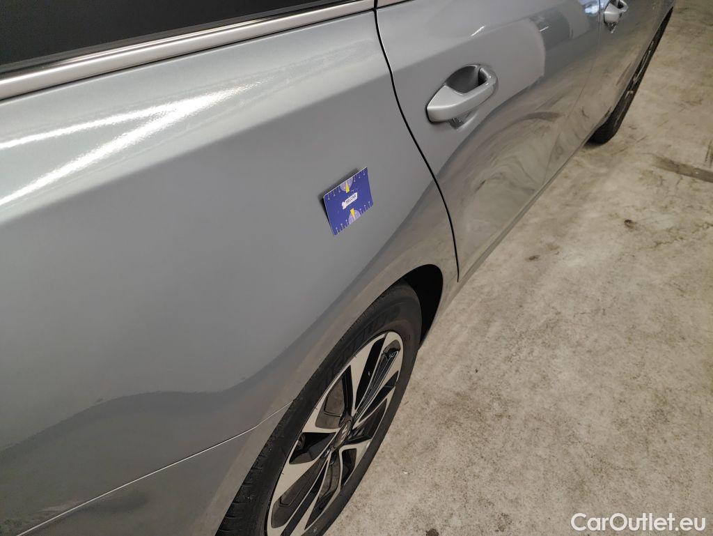 KIA  Cee'd KIA  Sportswagon Business Line 1.6 GDi PHEV DCT 5d #46