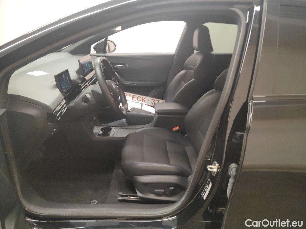 MG  4 MG  6 kWh Luxury 5d #3