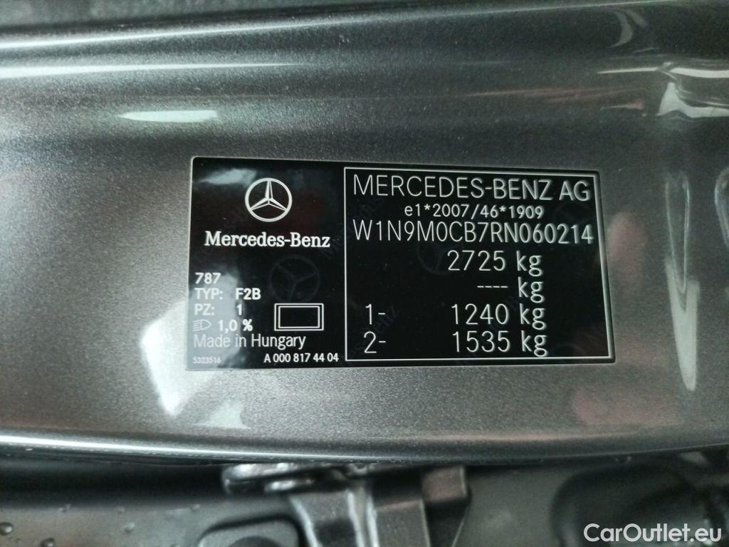 Mercedes  EQB Mercedes-Benz   250+ Business Line 5d 7 places  #17