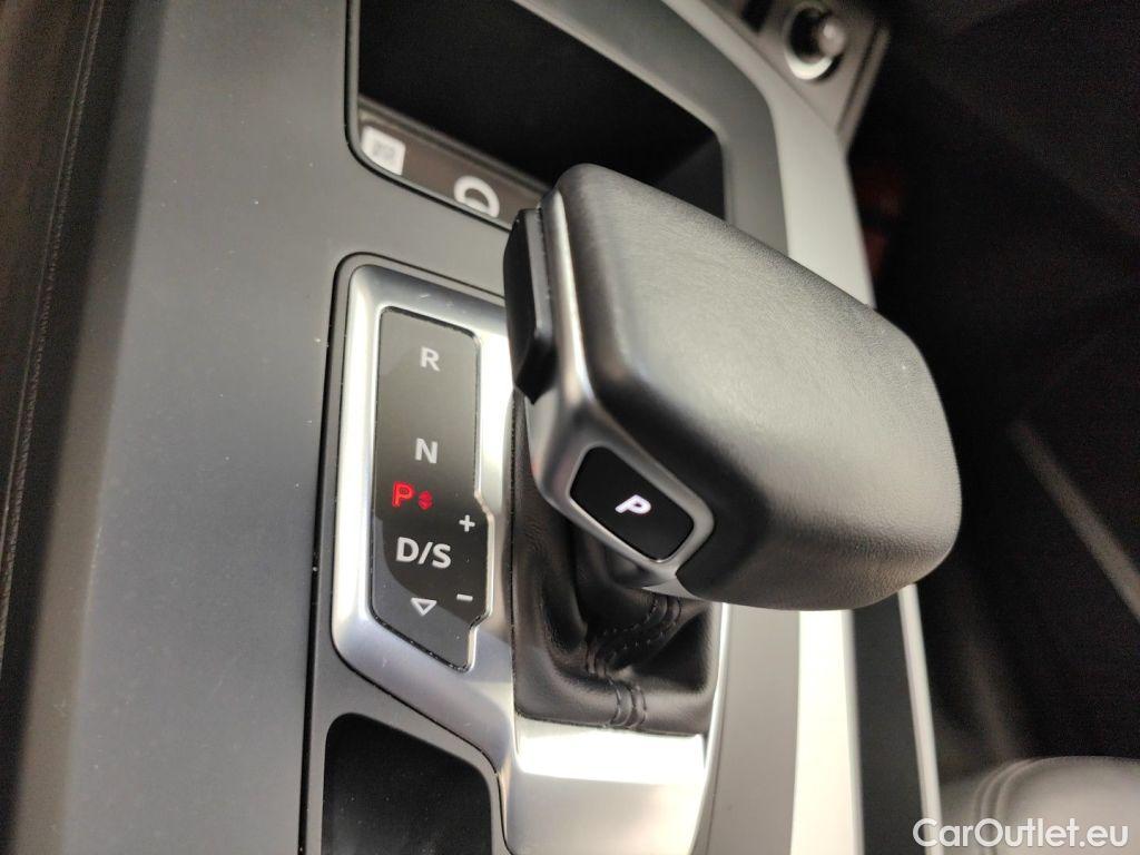 Audi  Q5 Audi  Business Ed. Attraction 35 TDI S tronic 5d #26