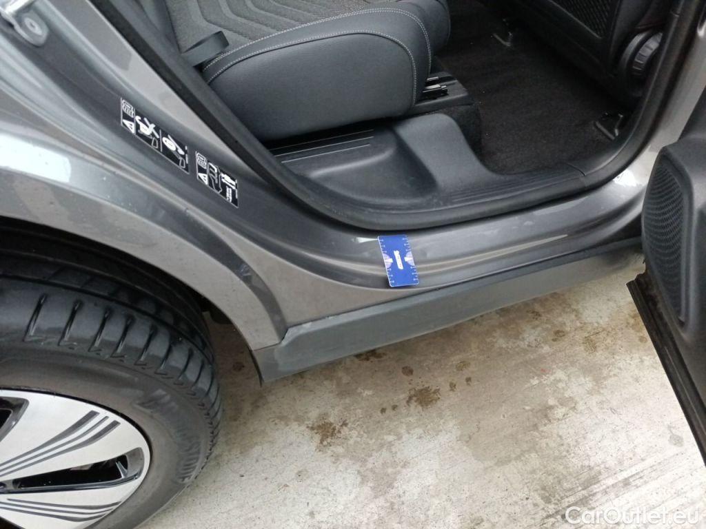 Mercedes  EQB Mercedes-Benz   250+ Business Line 5d 7 places  #32