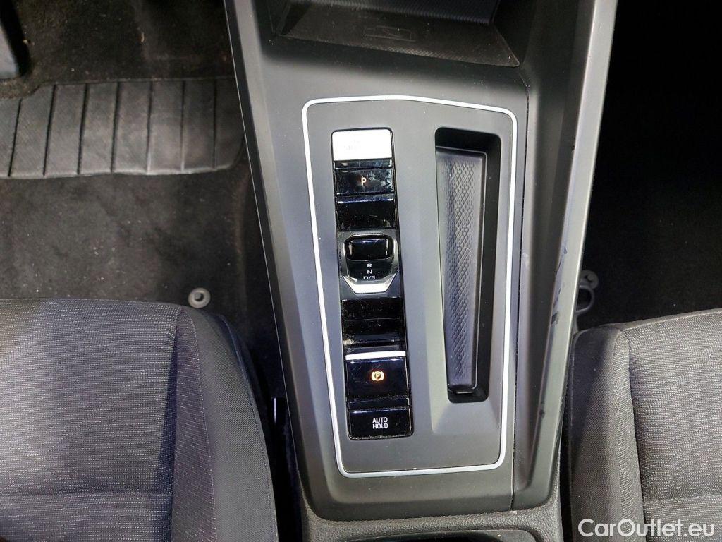 Volkswagen  Golf  Volkswagen Variant VIII 2.0 TDI 85kW DSG Life 5d #35