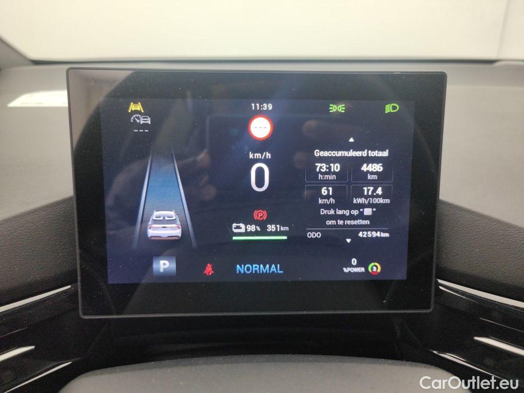 MG  4 MG  6 kWh Luxury 5d #6