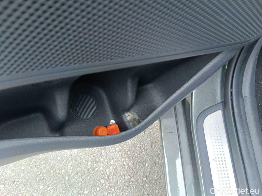 Hyundai   Ioniq Hyundai Electric Shine 5d #52