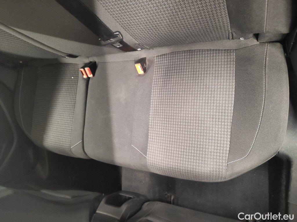 Peugeot  308 Peugeot  SW 1.2 PureTech 110 S&S Active Pack 5d #68