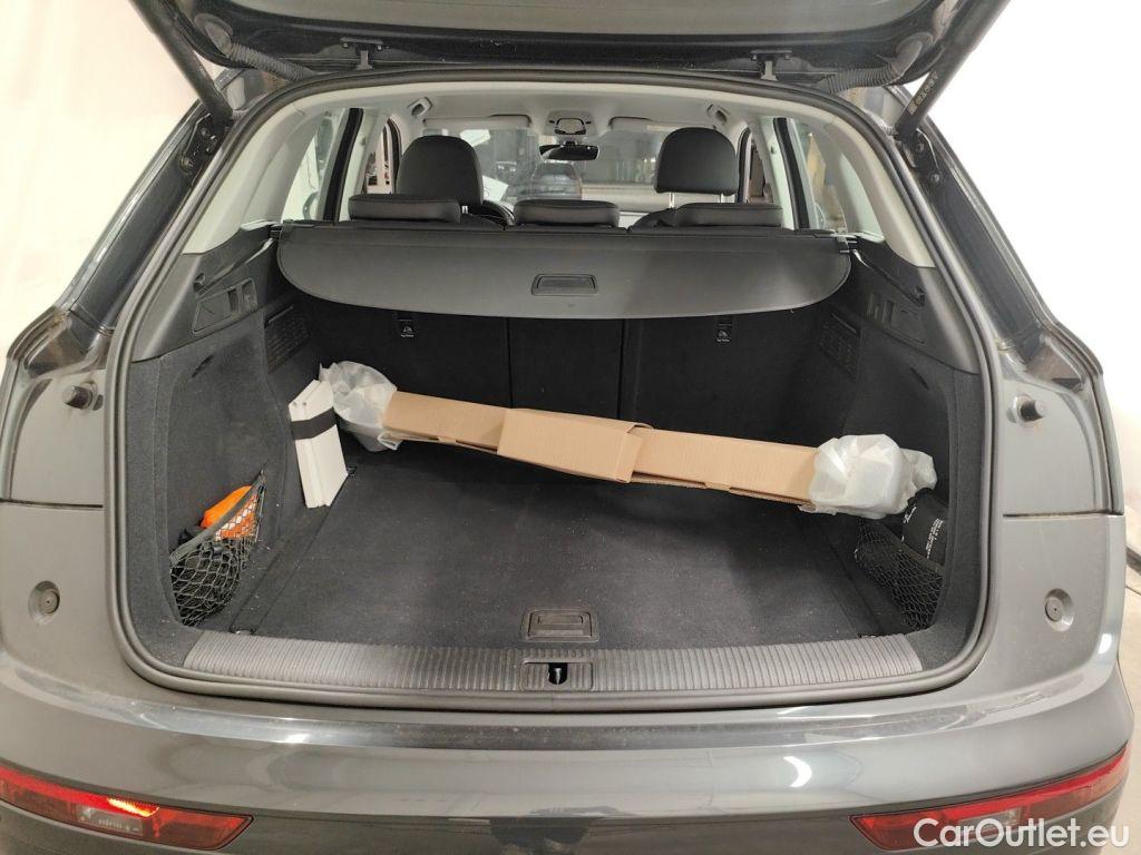 Audi  Q5 Audi  Business Ed. Attraction 35 TDI S tronic 5d #14