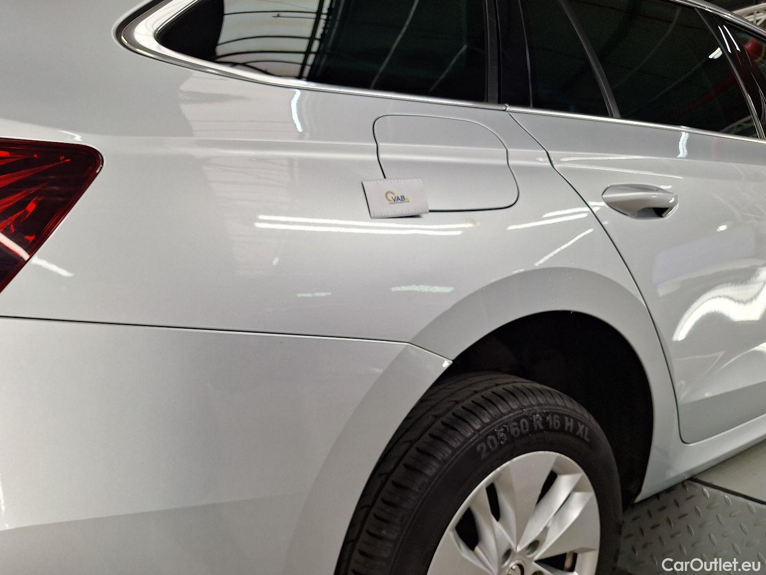  Skoda  Octavia Skoda,  Combi '20, Skoda  Combi 2.0 CRTDI 85kW DSG7 Clever 5d #1