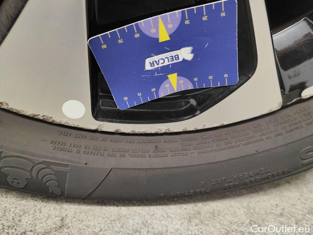 KIA  Cee'd KIA  Sportswagon Business Line 1.6 GDi PHEV DCT 5d #52