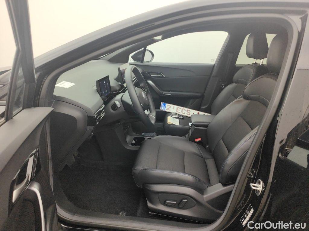 MG  4 MG  6 kWh Luxury 5d #3