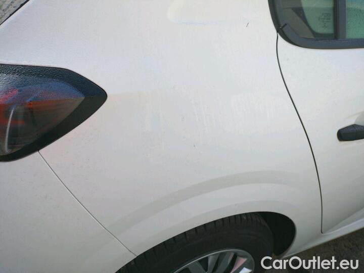 Peugeot  208 1.5 BLUEHDI 100 S&S PREMIUM #40