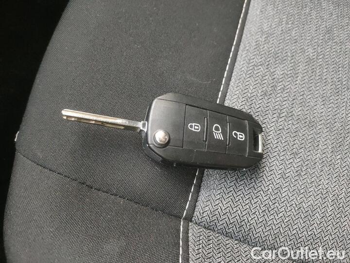 Citroen  C4 1.5 BLUEHDI 110 S&S FEEL #6