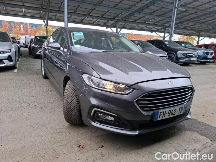 Ford  Mondeo 2.0 ECOBLUE 150PS TITANIUM #53