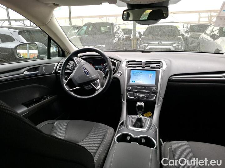 Ford  Mondeo 2.0 ECOBLUE 150PS TITANIUM #4