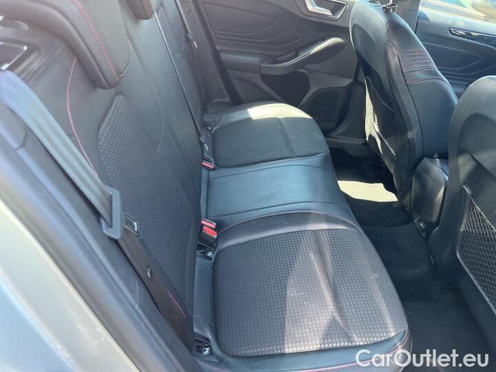 Ford  Focus 2.0 ECOBLUE 150 AUTO ST-LINE BUSINESS #10