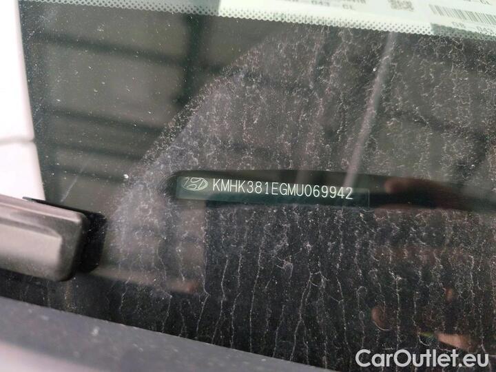 Hyundai  Konna 1.6 HYBRID 141 BUSINESS HEV #8
